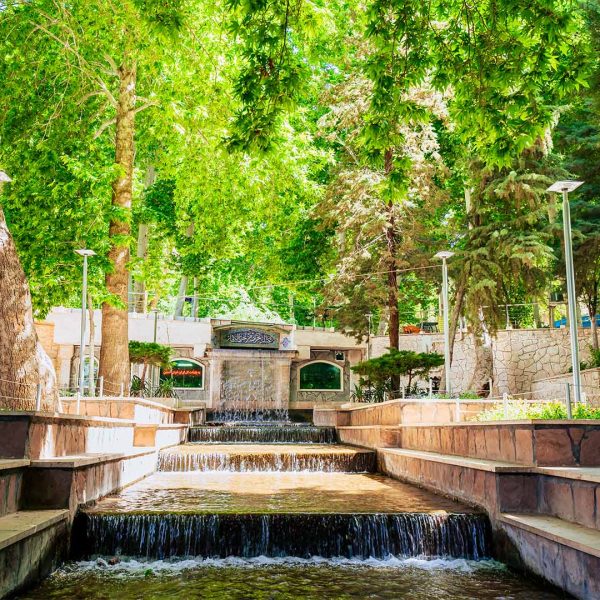 نمای سرچشمه محلات